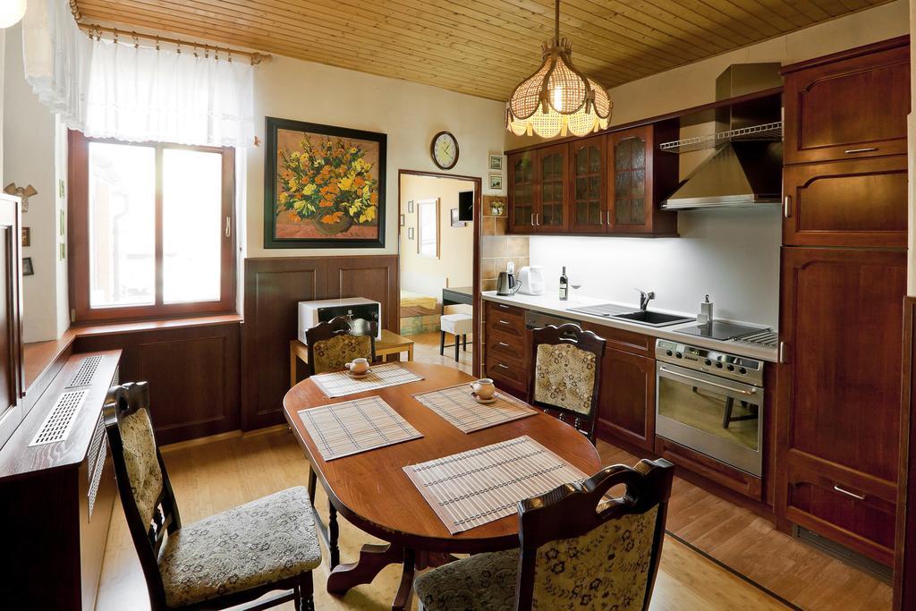 Pension Cizek Mikulov Buitenkant foto