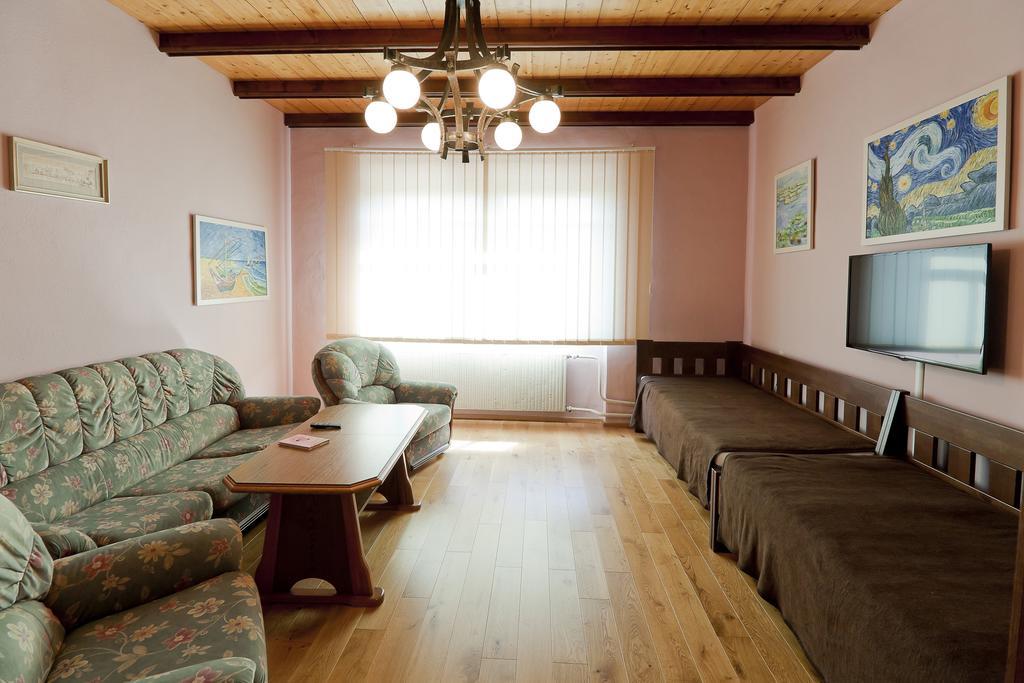Pension Cizek Mikulov Buitenkant foto